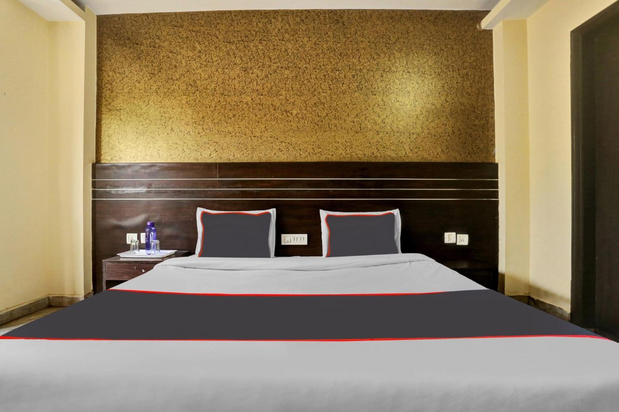 Hotel Platinum Sqs Key Gurgáon Kültér fotó